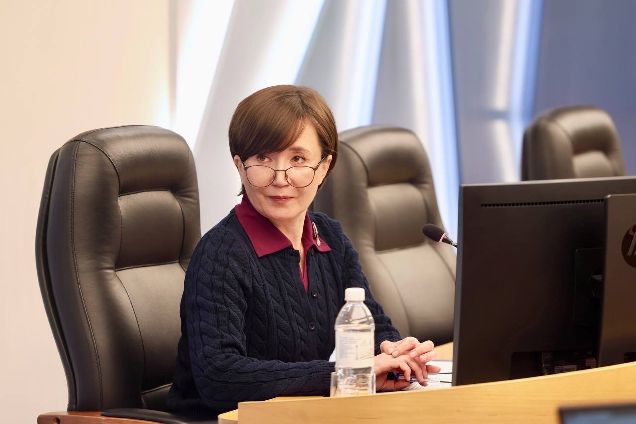 Десятилетняя история 